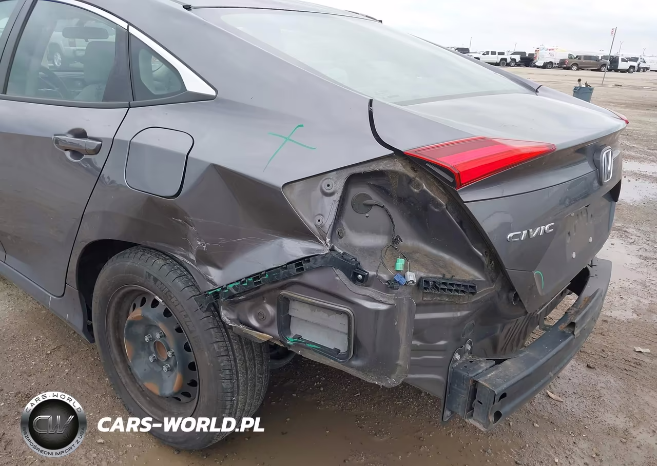 2018 Honda Civic Lx VIN:19XFC2F52JE011090 - 12