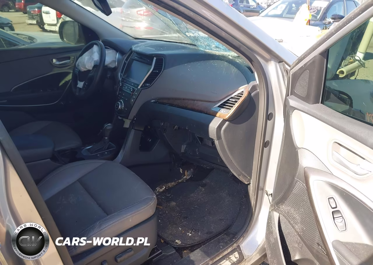 2017 Hyundai Santa Fe Limited Ultimate VIN:KM8SR4HF1HU200478 - 5