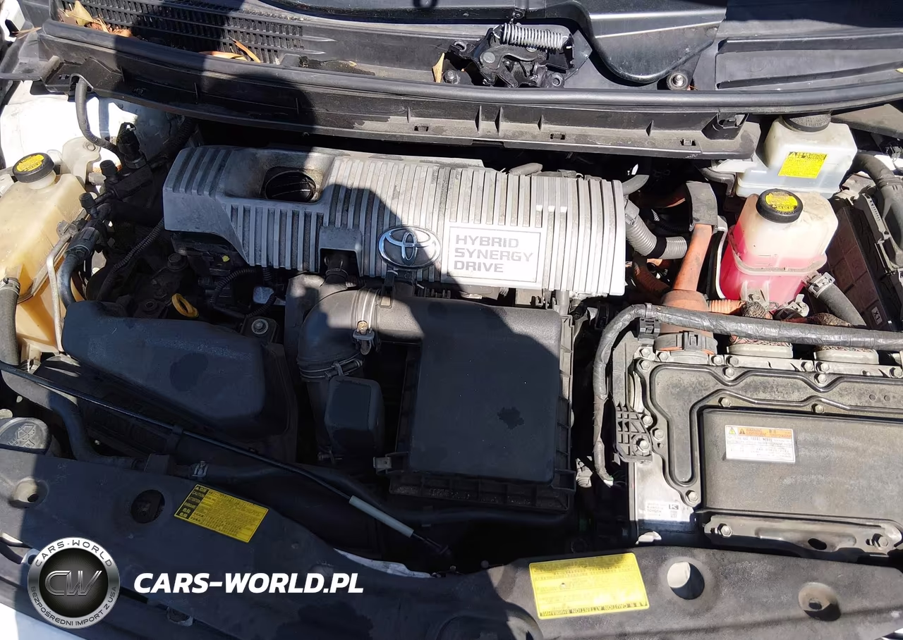 2013 Toyota Prius Two VIN:JTDKN3DU2D5617062 - 10