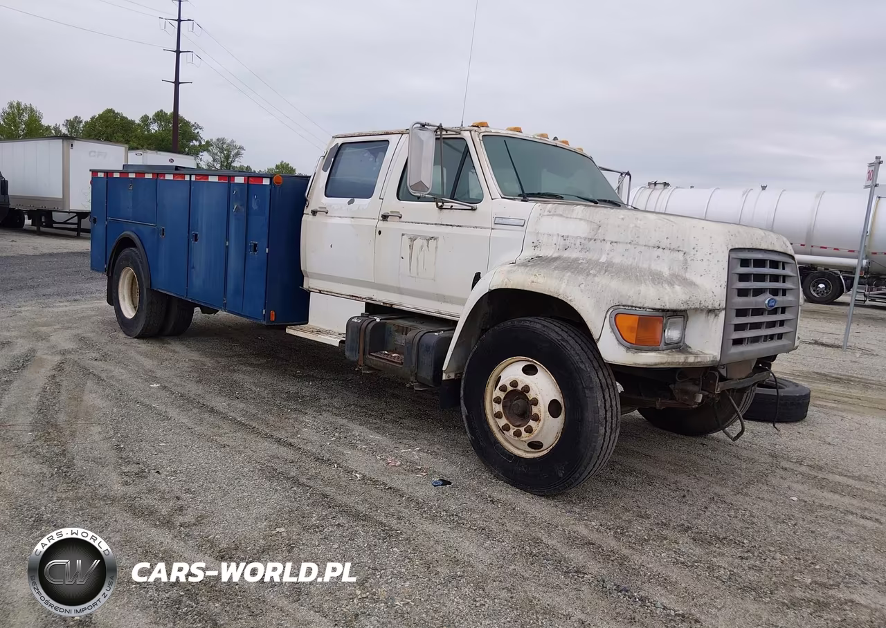 1996 Ford F800