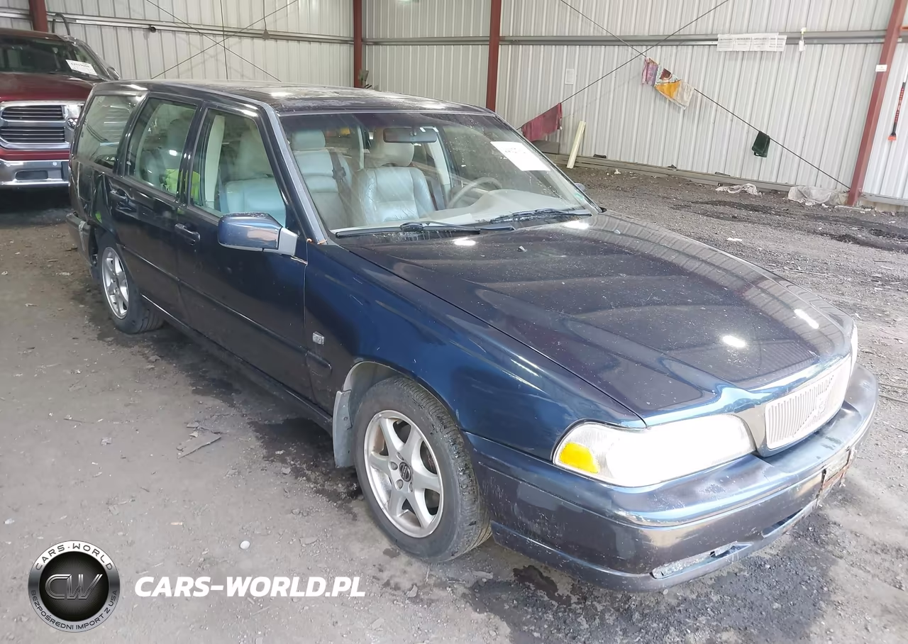 2000 Volvo V70 Se