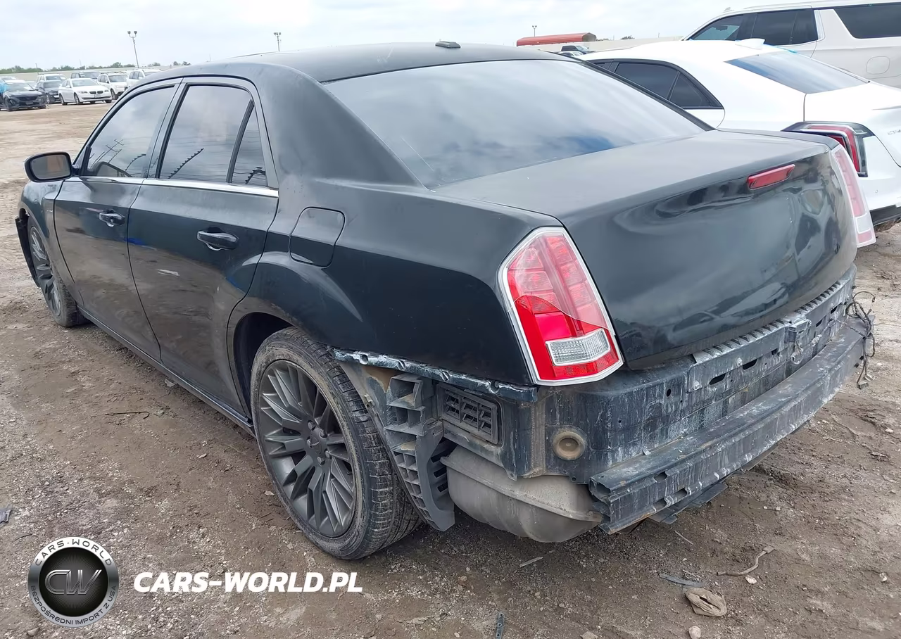 2013 Chrysler 300C John Varvatos Limited Edition VIN:2C3CCADT1DH691558 - 3