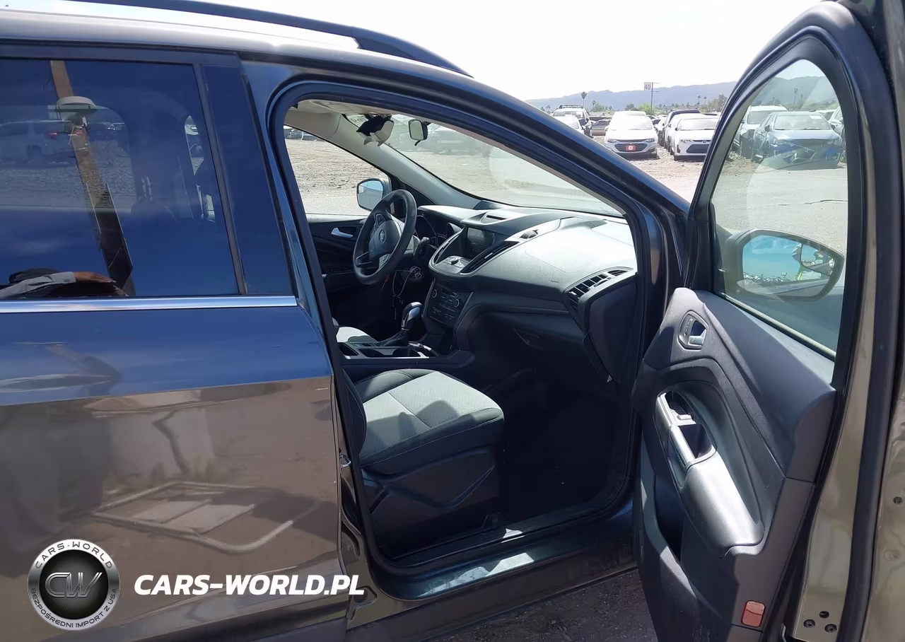 2018 Ford Escape Se VIN:1FMCU0GD8JUB95085 - 5