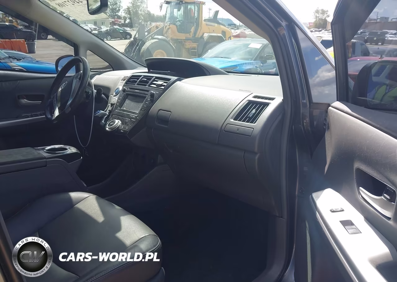 2012 Toyota Prius V Five VIN:JTDZN3EU0C3034545 - 5