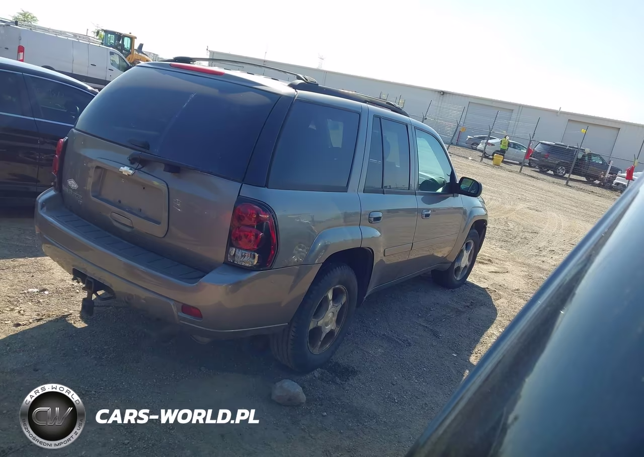 2008 Chevrolet Trailblazer Lt VIN:1GNDT13S382184112 - 4