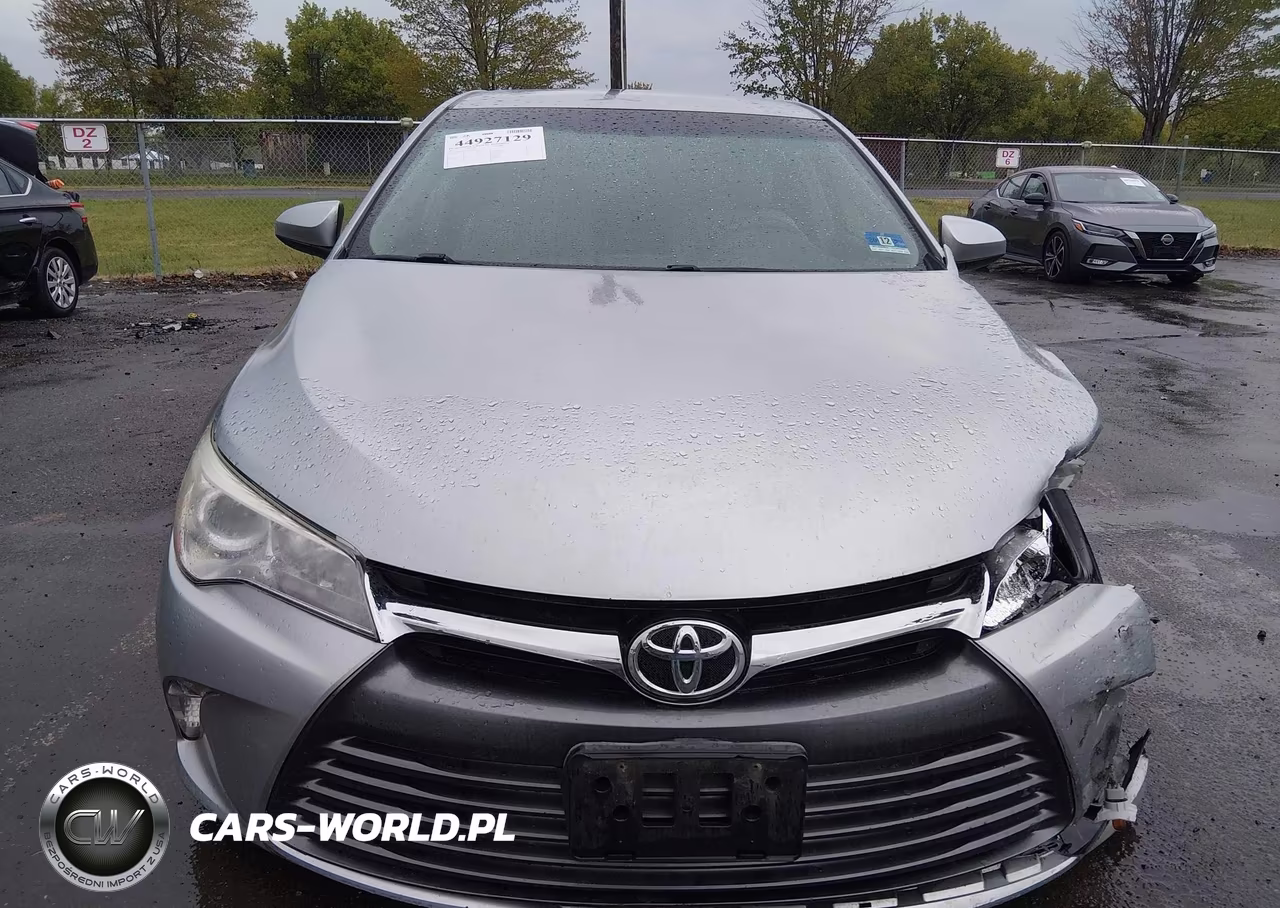 2015 Toyota Camry Le VIN:4T4BF1FK5FR458366 - 12