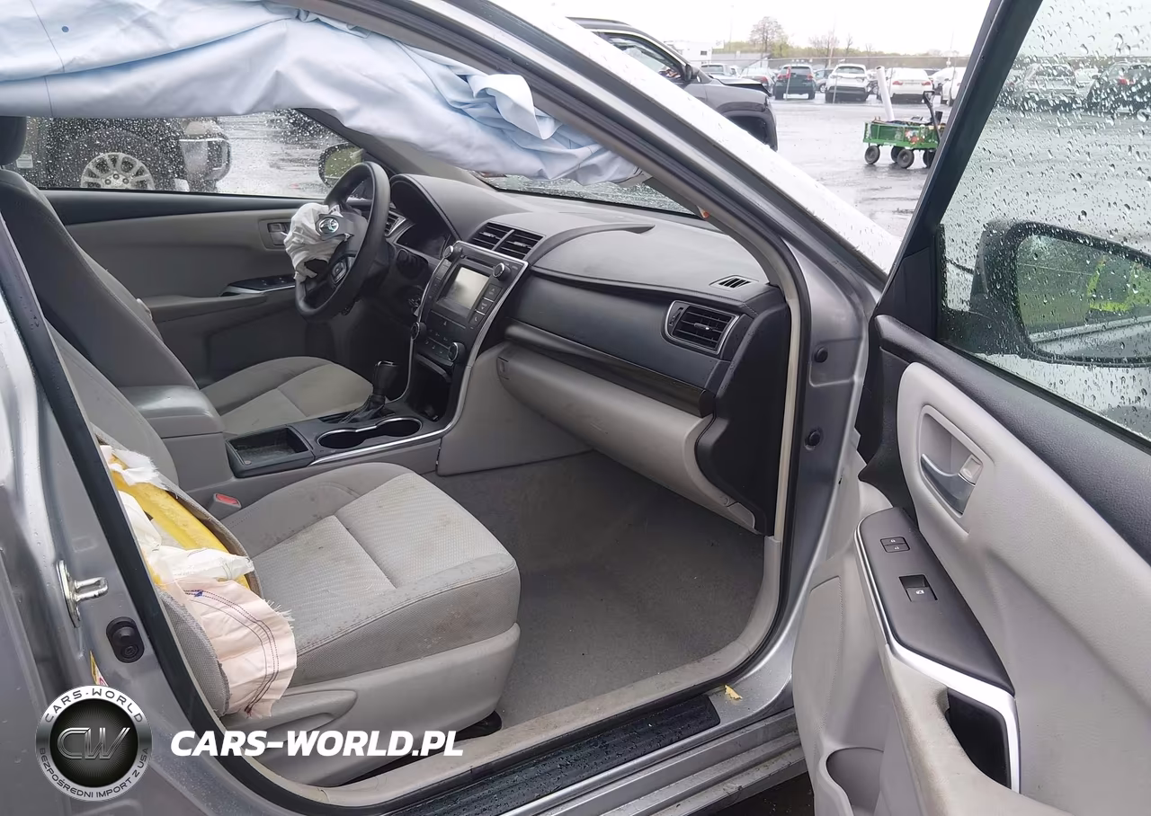 2015 Toyota Camry Le VIN:4T4BF1FK5FR458366 - 5