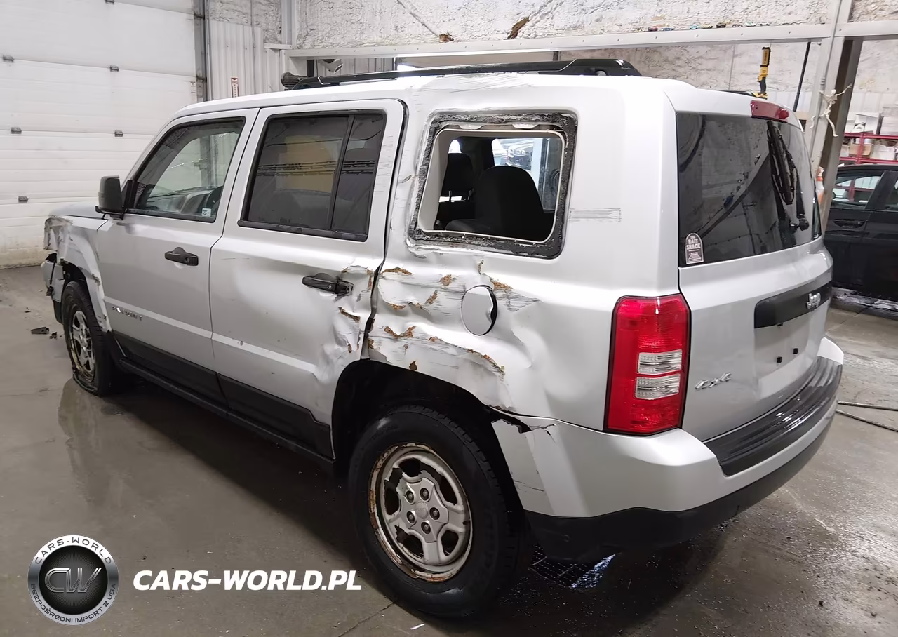 2012 Jeep Patriot Sport VIN:1C4NJRBB0CD611889 - 3