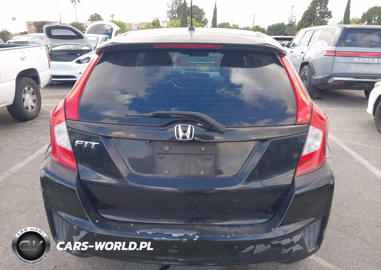 2015 Honda Fit Lx VIN:3HGGK5H58FM713094 - 16
