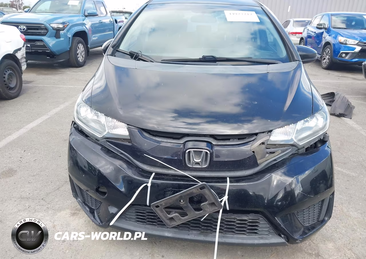 2015 Honda Fit Lx VIN:3HGGK5H58FM713094 - 6