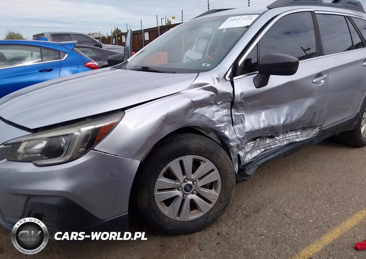 2019 Subaru Outback 2.5I VIN:4S4BSABC1K3290679 - 6