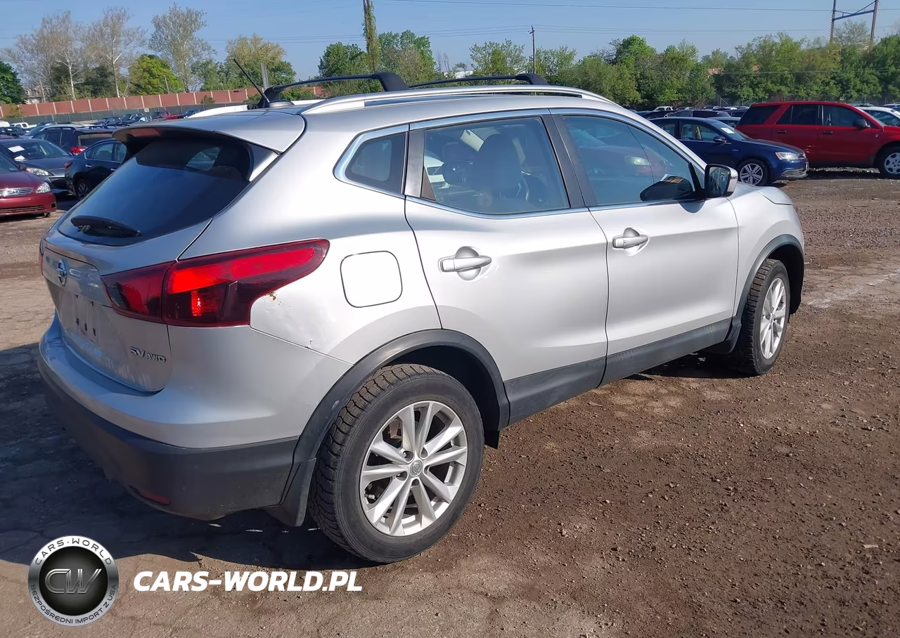 2018 Nissan Rogue Sport Sv VIN:JN1BJ1CR1JW290692 - 4
