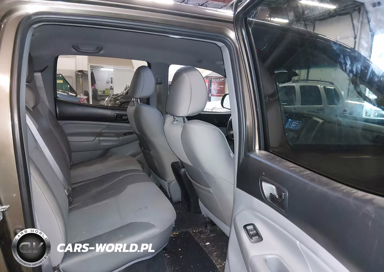 2013 Toyota Tacoma Base V6 VIN:3TMLU4EN2DM121211 - 8