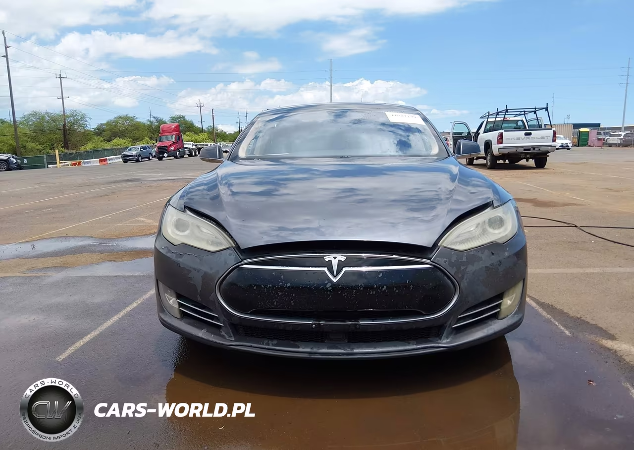 2015 Tesla Model S VIN:5YJSA1H18FFP77092 - 6