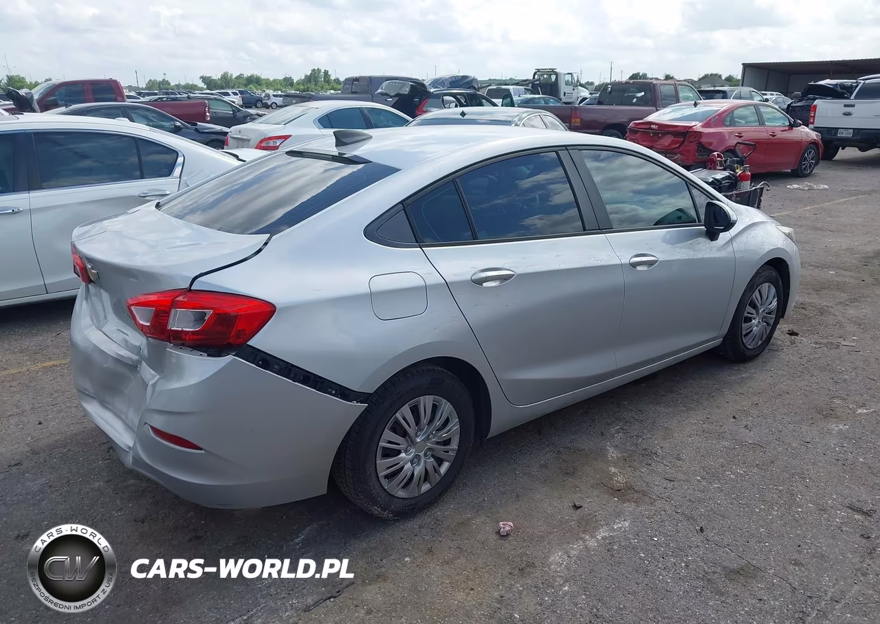 2017 Chevrolet Cruze Ls Auto VIN:1G1BC5SM2H7184446 - 4