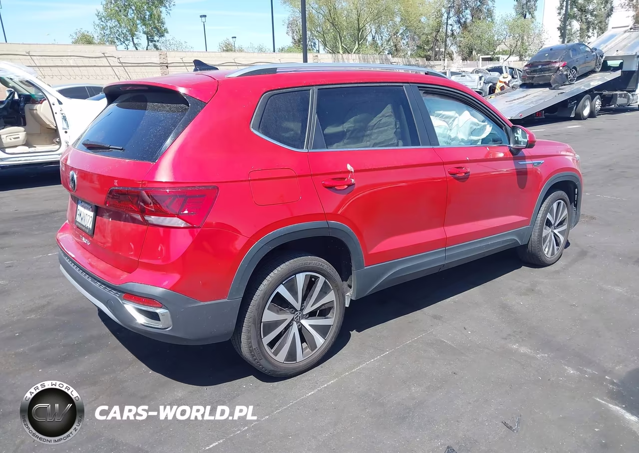 2024 Volkswagen Taos 1.5T Se VIN:3VVEX7B2XRM056922 - 4
