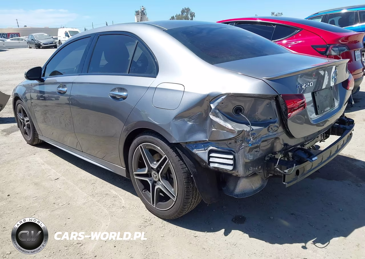 2019 Mercedes-Benz A 220 VIN:WDD3G4EB6KW002755 - 3