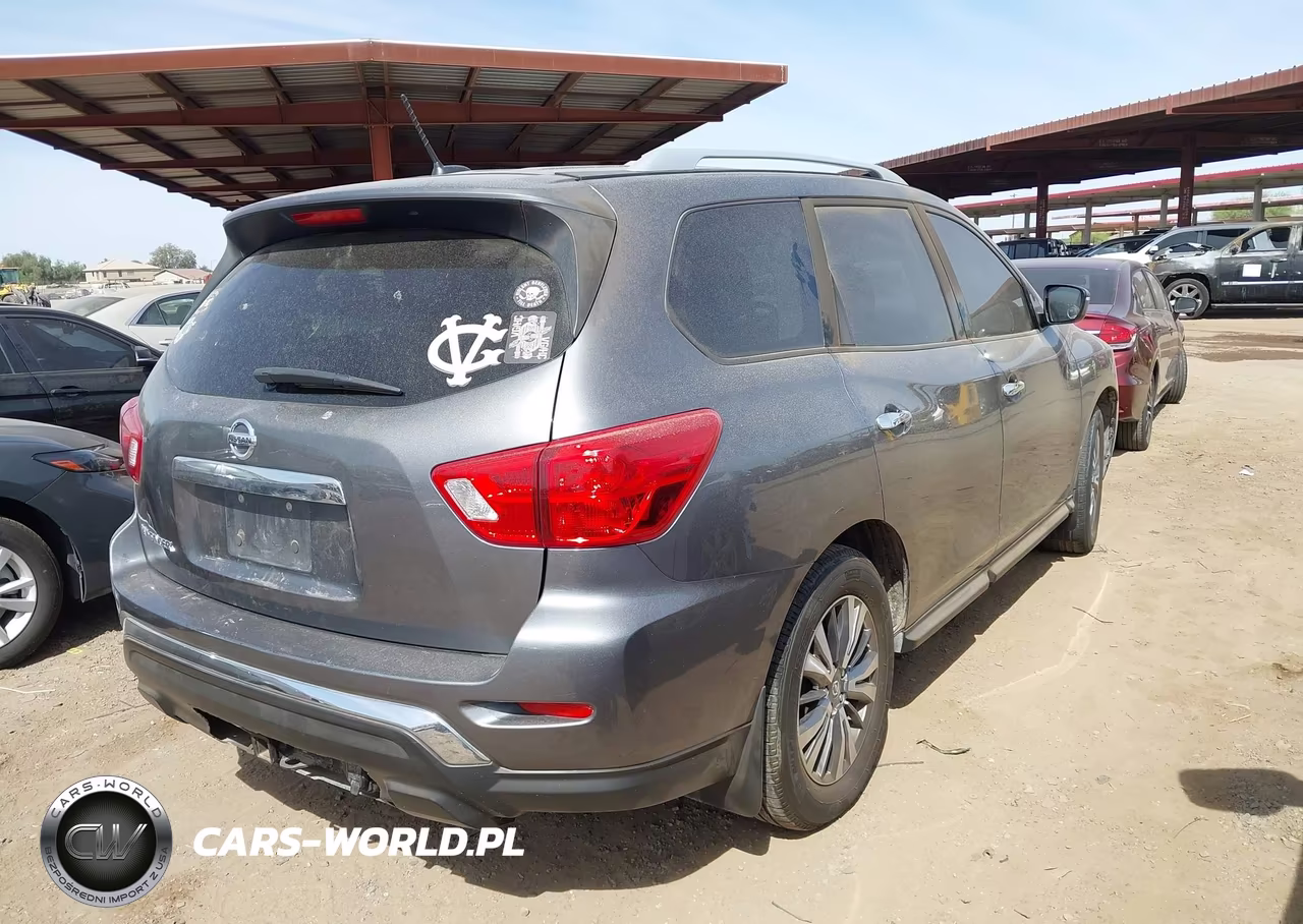 2018 Nissan Pathfinder S VIN:5N1DR2MN4JC631449 - 4