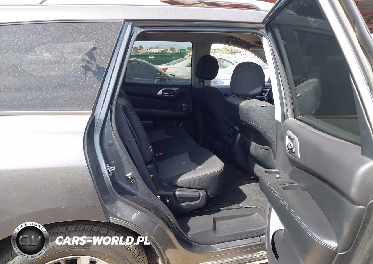 2018 Nissan Pathfinder S VIN:5N1DR2MN4JC631449 - 8