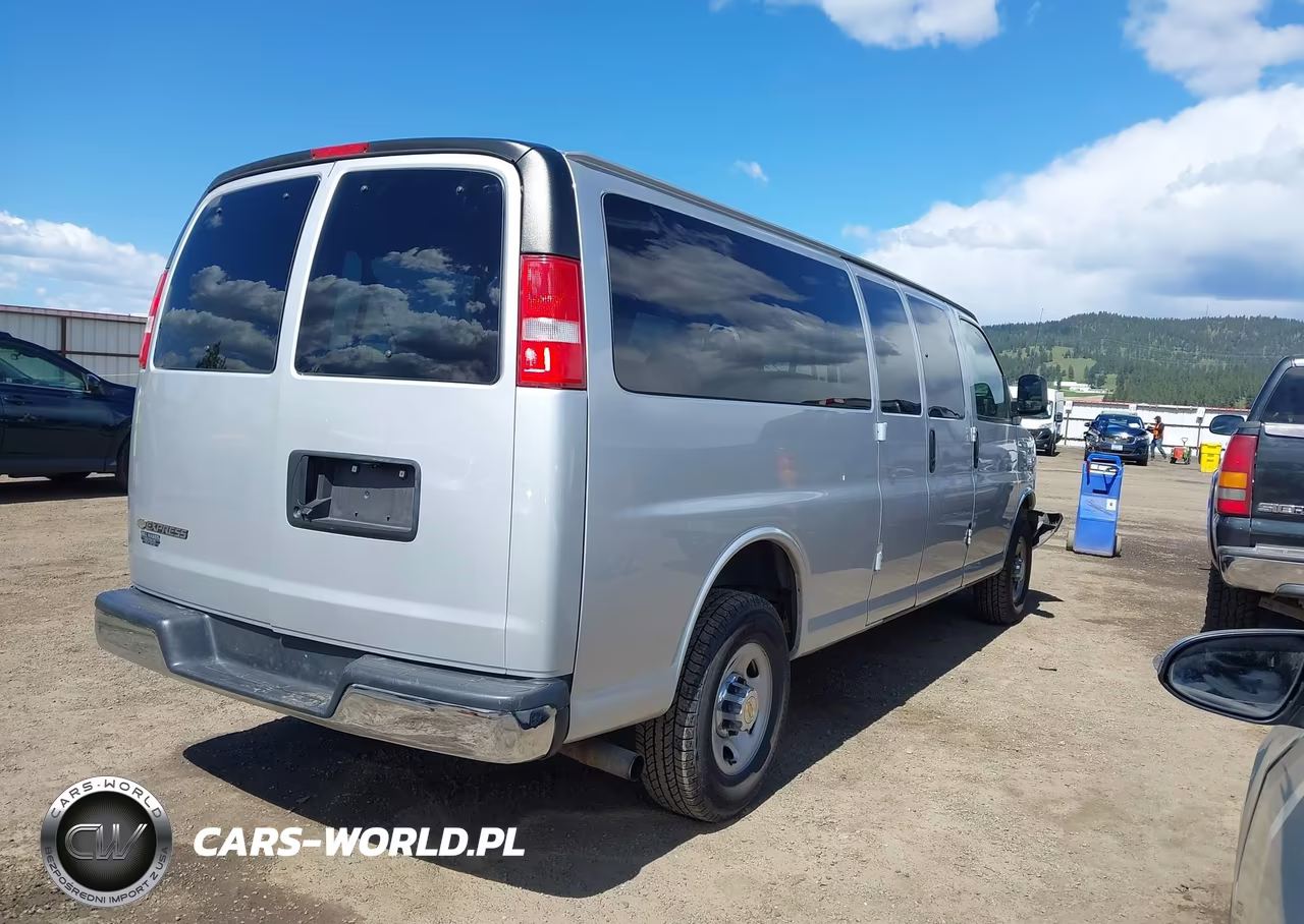 2018 Chevrolet Express 3500 Lt VIN:1GAZGPFG0J1299641 - 14