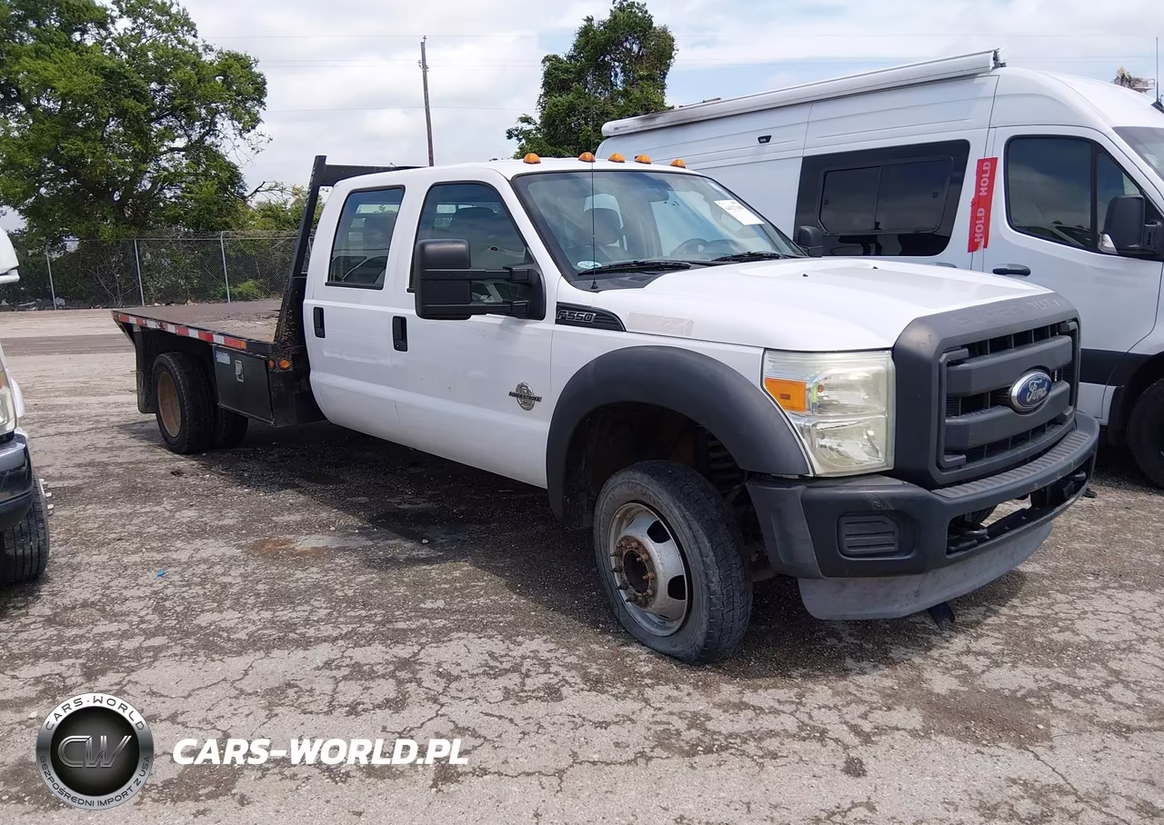 2013 Ford F-550 Chassis Xl