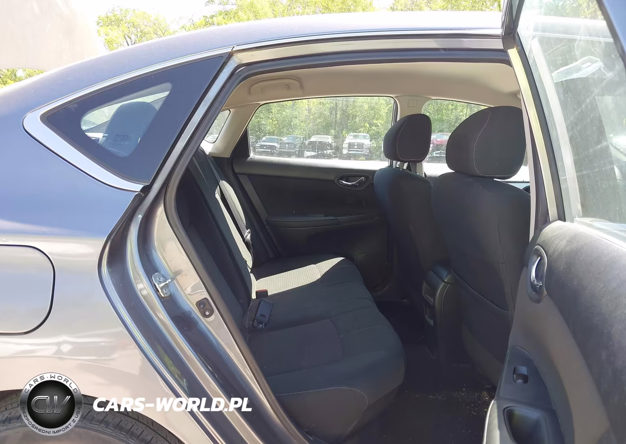 2018 Nissan Sentra S VIN:3N1AB7AP3JY250491 - 8