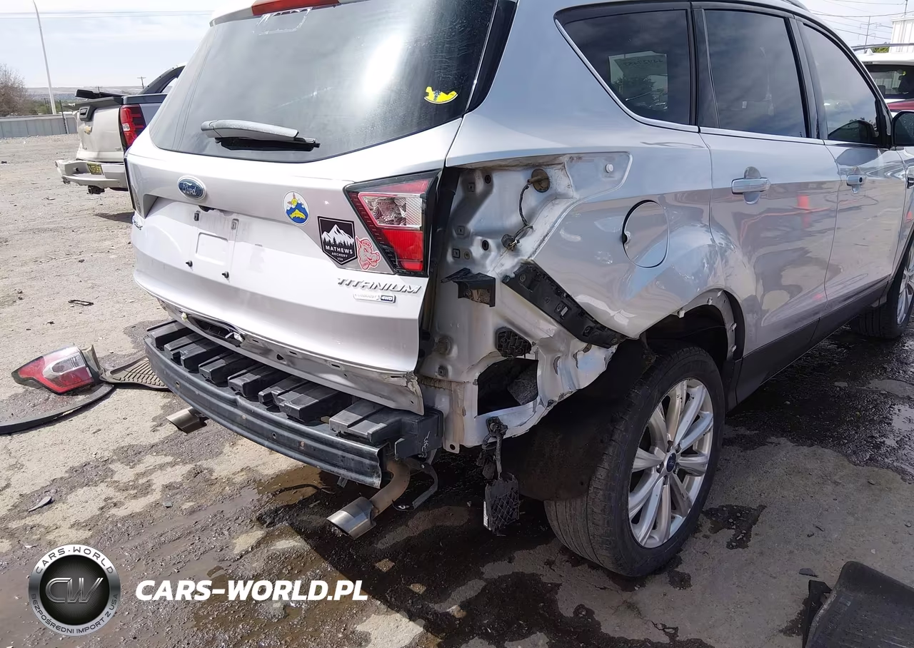 2017 Ford Escape Titanium VIN:1FMCU9JD6HUD55794 - 6