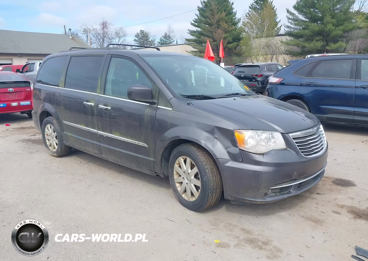 2015 Chrysler Town & Country Touring