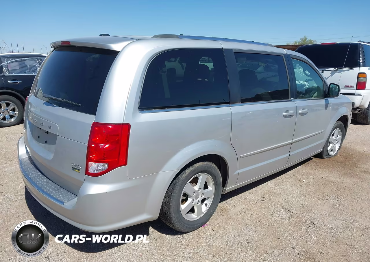 2011 Dodge Grand Caravan Crew VIN:2D4RN5DG6BR790977 - 4