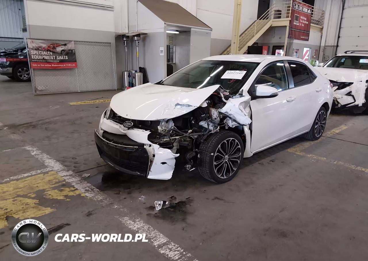 2015 Toyota Corolla S Plus VIN:2T1BURHE1FC240190 - 2