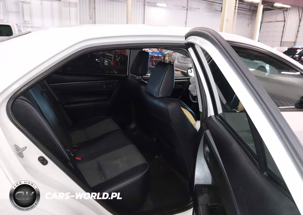 2015 Toyota Corolla S Plus VIN:2T1BURHE1FC240190 - 8