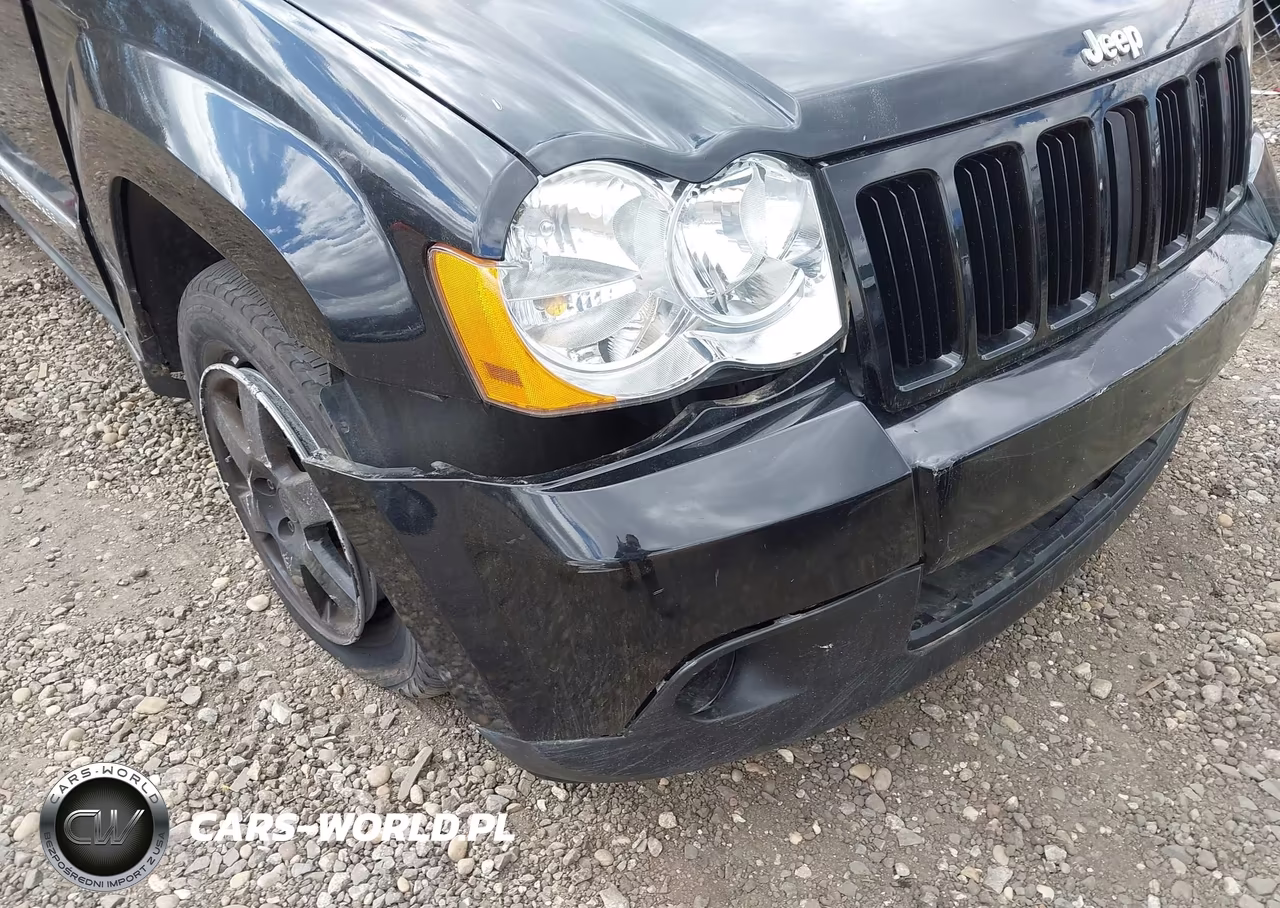 2010 Jeep Grand Cherokee Laredo VIN:1J4PR4GK0AC102735 - 6