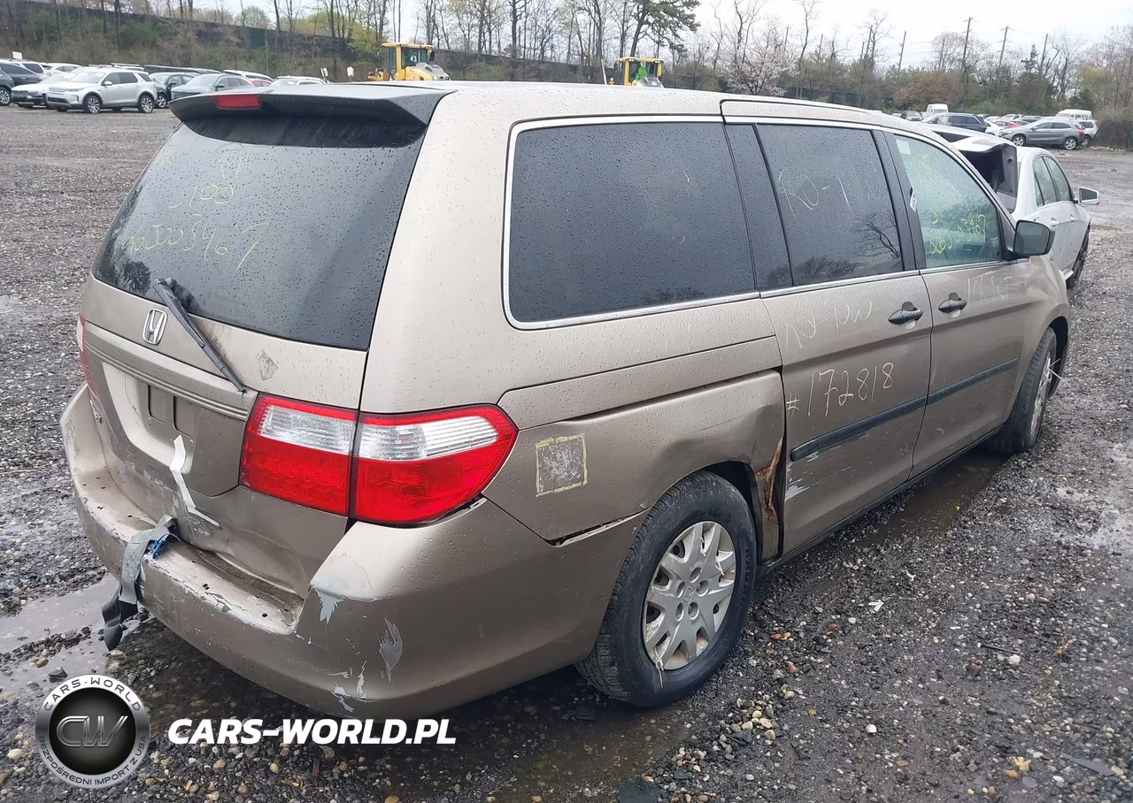 2006 Honda Odyssey Lx VIN:5FNRL38266B084311 - 4