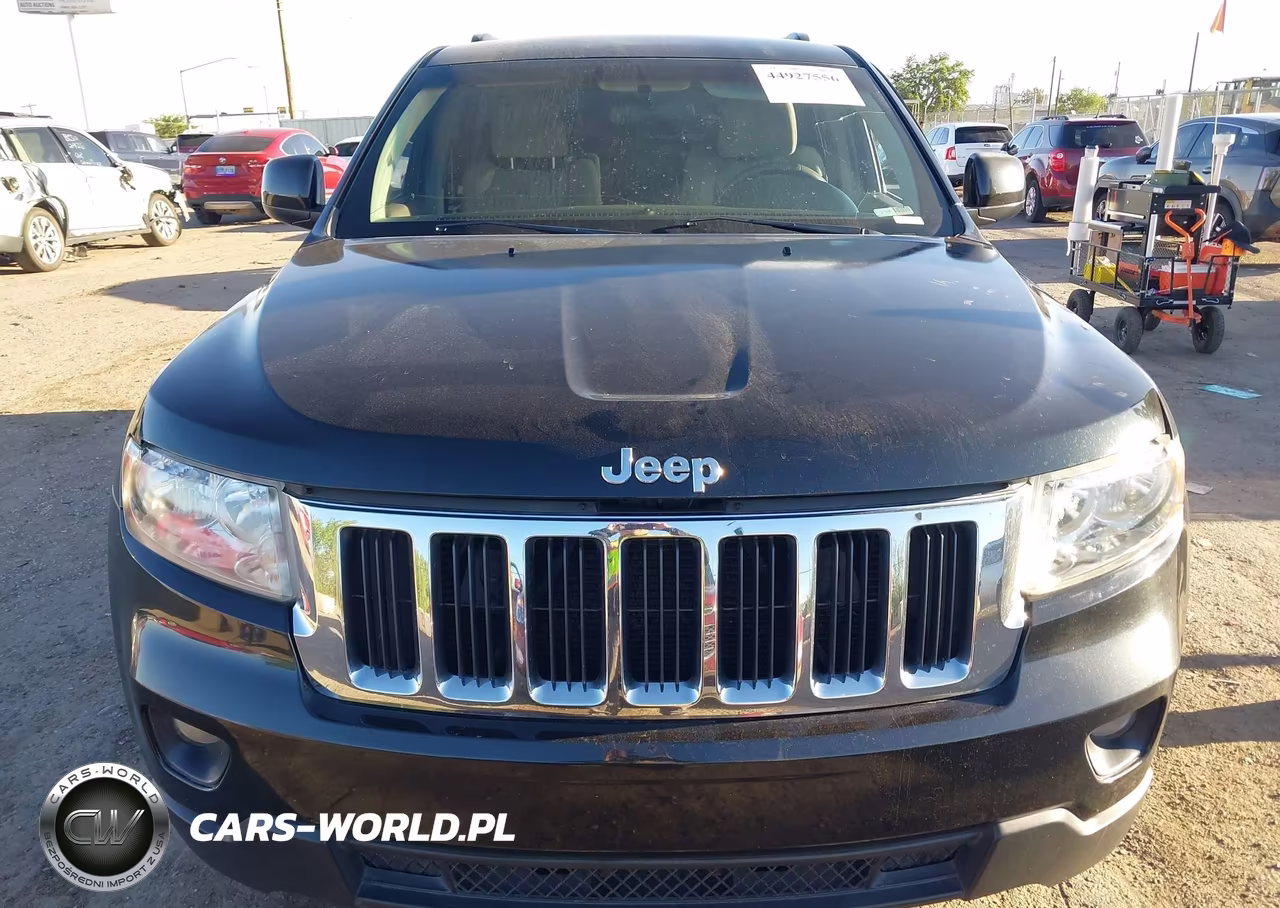 2013 Jeep Grand Cherokee Laredo VIN:1C4RJFAG8DC501886 - 13