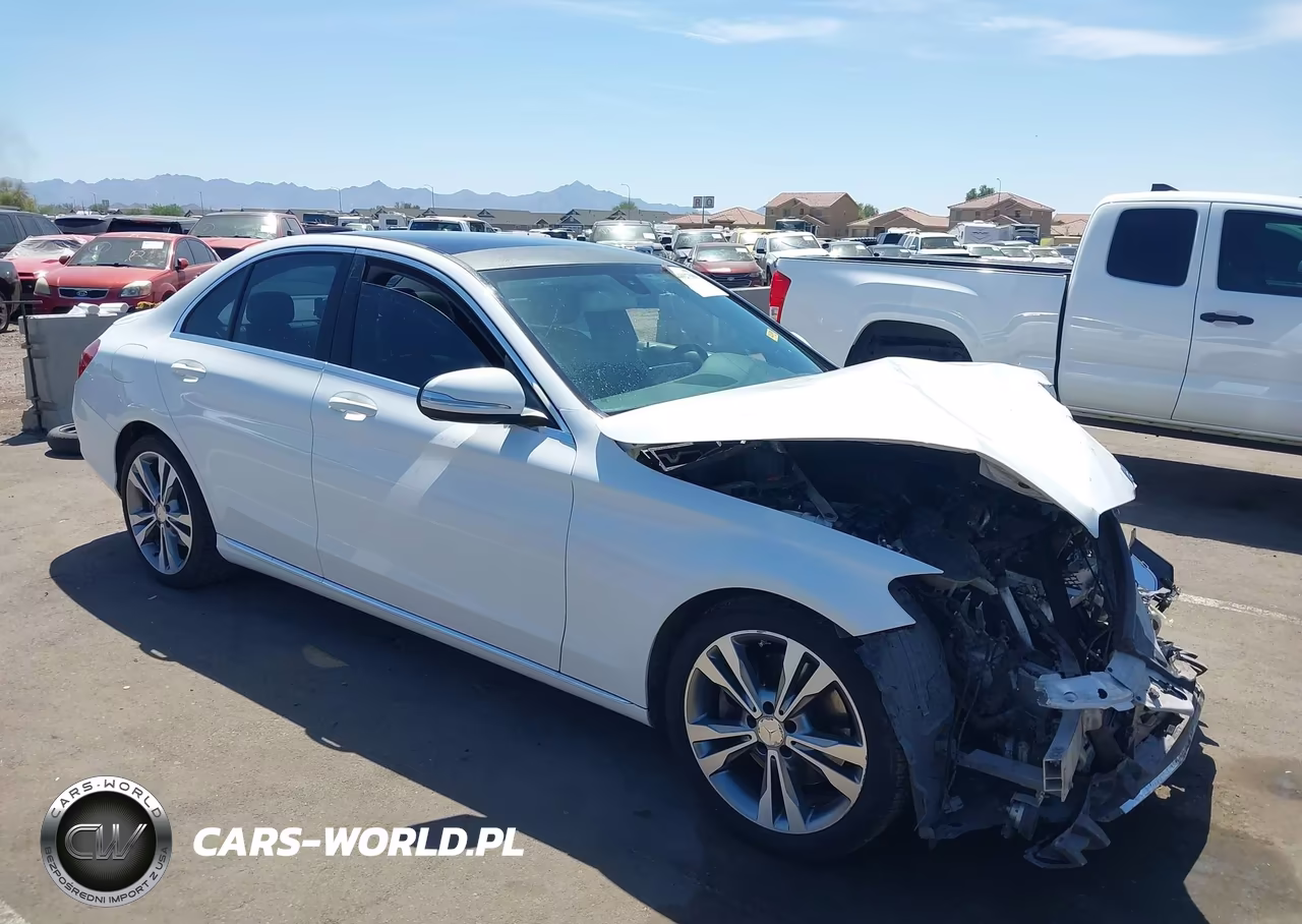2015 Mercedes-Benz C 300