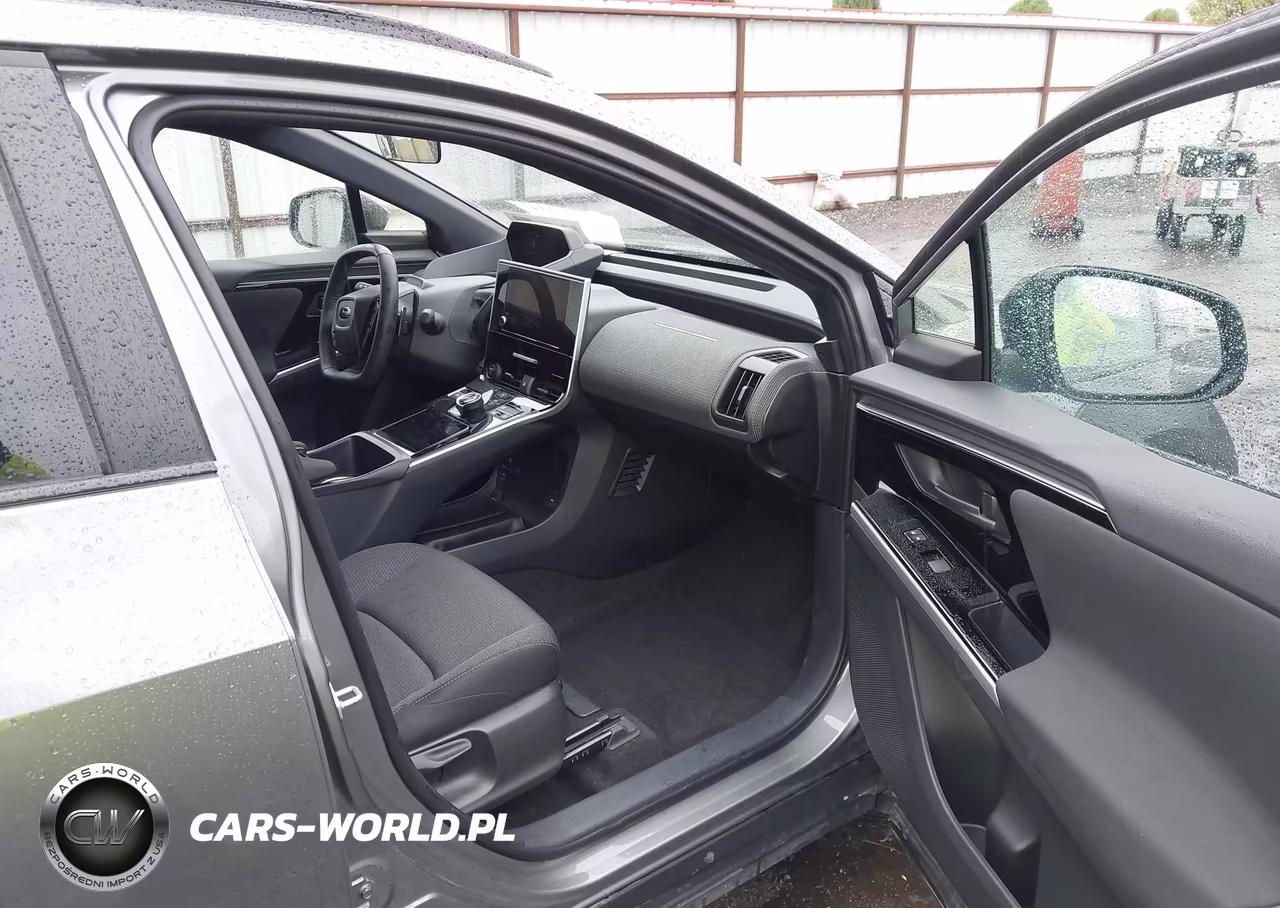 2024 Subaru Solterra Premium VIN:JTMABABA6RA060978 - 5