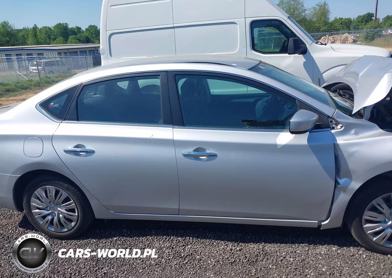 2018 Nissan Sentra S VIN:3N1AB7AP3JY296287 - 12
