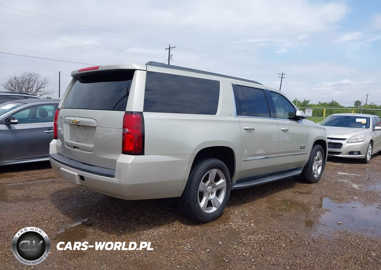 2016 Chevrolet Suburban Lt VIN:1GNSCHKC1GR209007 - 4