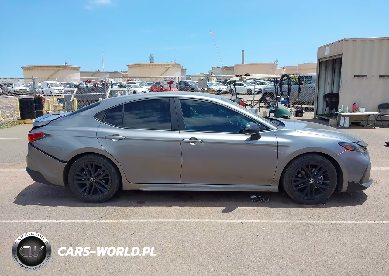 2025 Toyota Camry Se VIN:4T1DAACK4SU585965 - 13