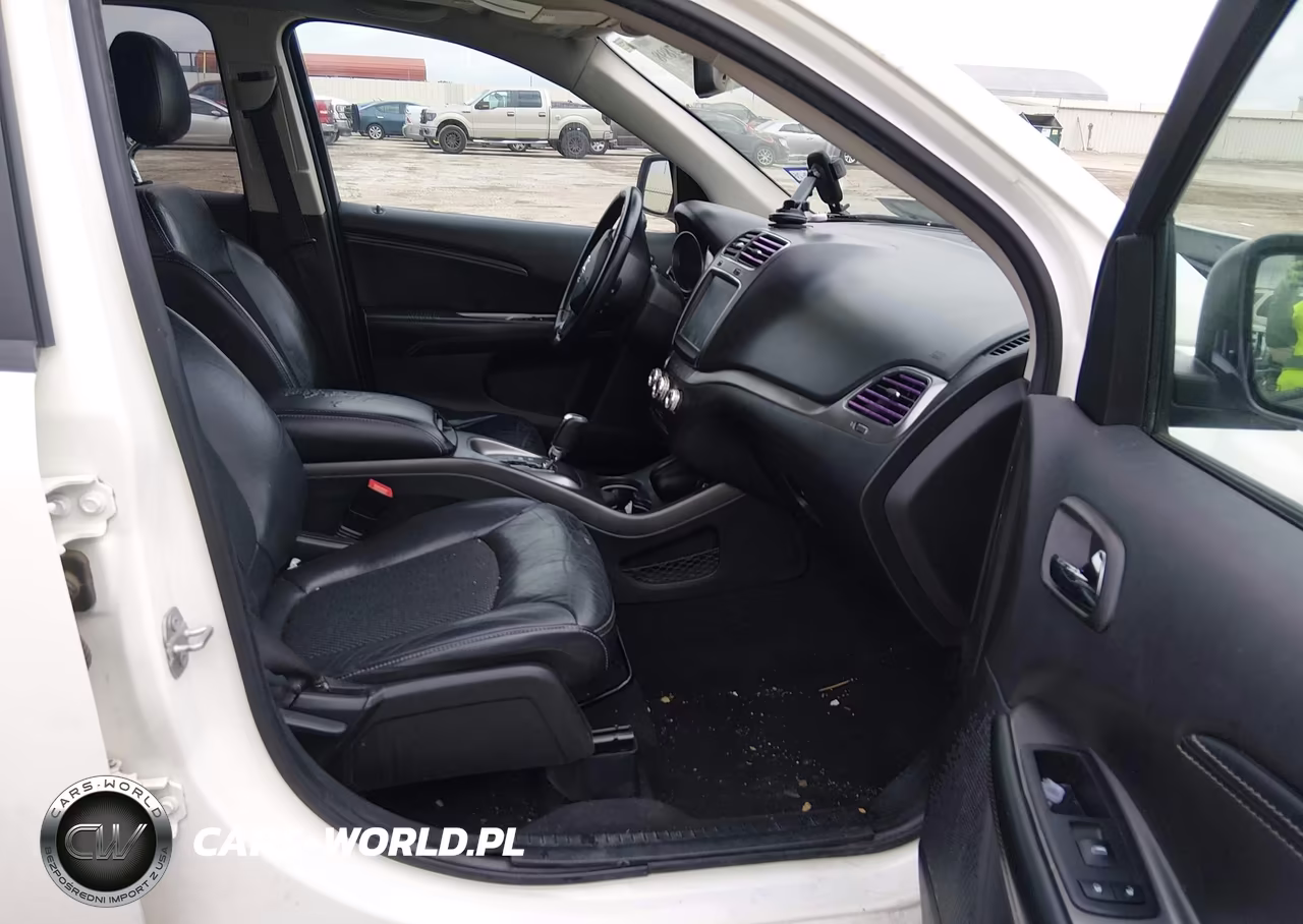 2020 Dodge Journey Crossroad VIN:3C4PDCGB9LT206355 - 5