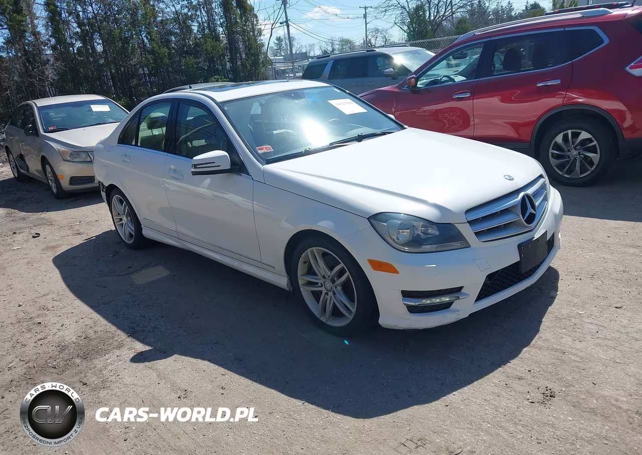 2013 Mercedes-Benz C 300 Sport 4Matic