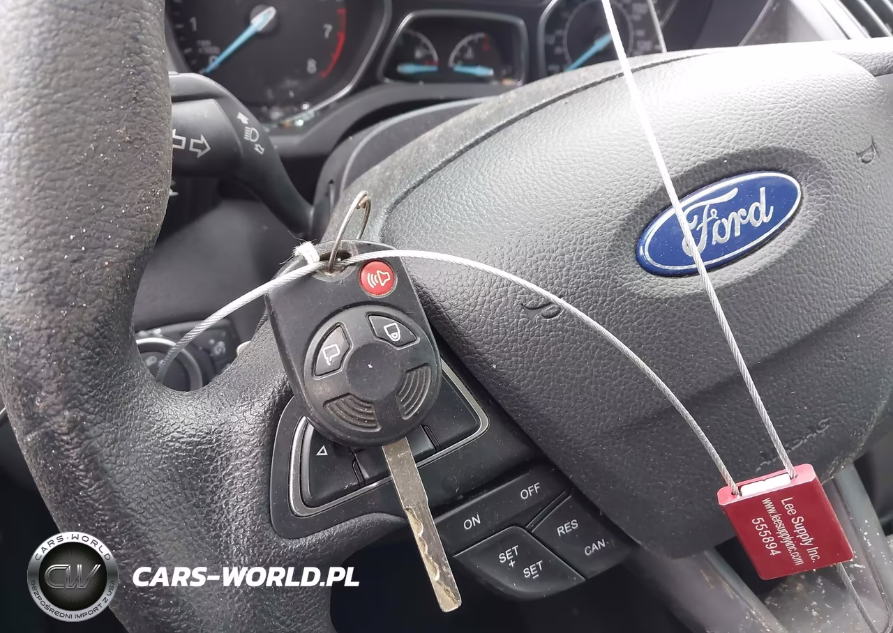 2019 Ford Escape S VIN:1FMCU0F72KUB46638 - 11