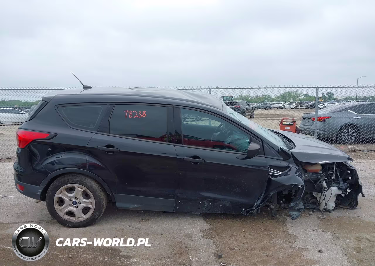 2019 Ford Escape S VIN:1FMCU0F72KUB46638 - 14