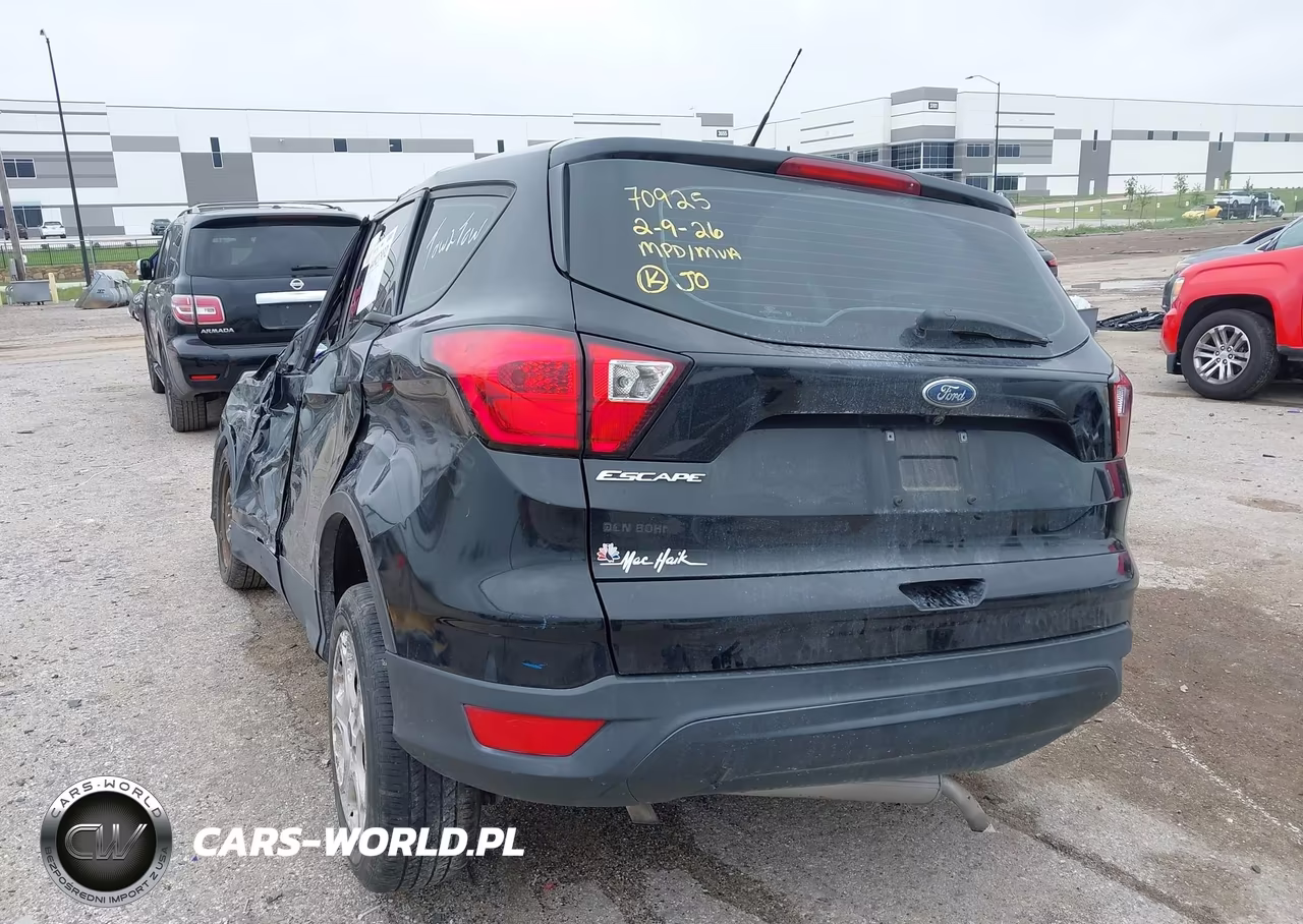 2019 Ford Escape S VIN:1FMCU0F72KUB46638 - 3