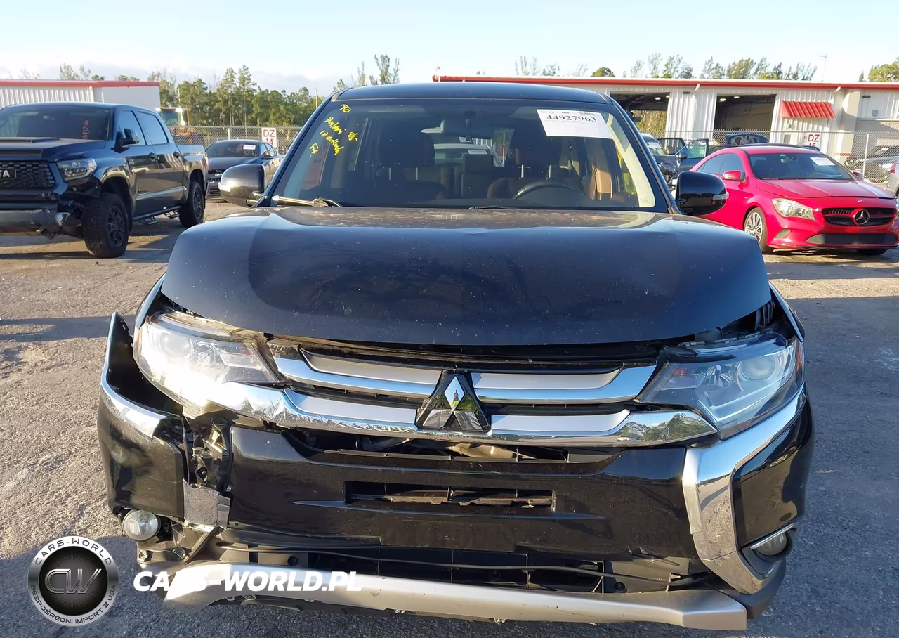 2018 Mitsubishi Outlander Se VIN:JA4AD3A37JZ023477 - 12