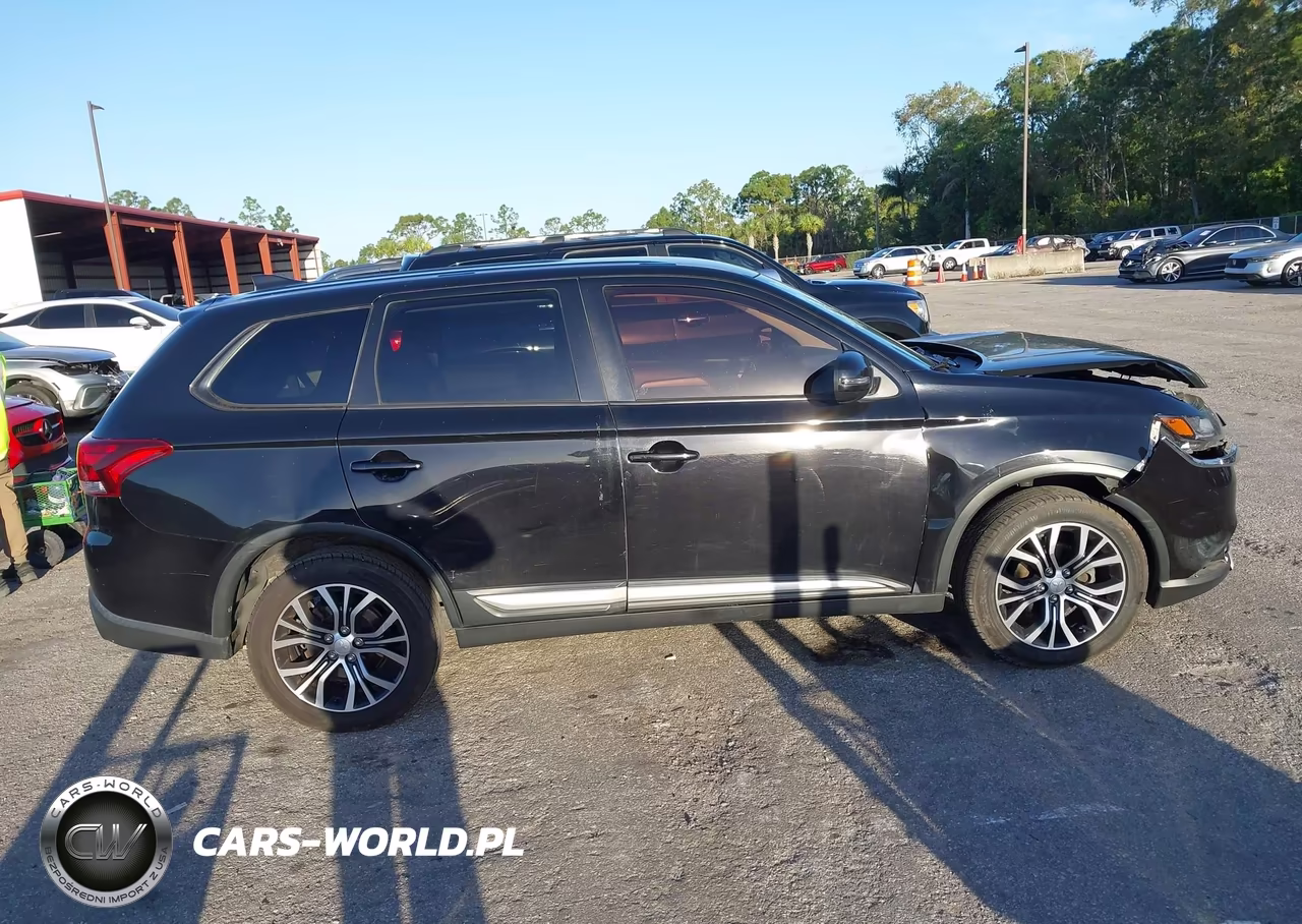 2018 Mitsubishi Outlander Se VIN:JA4AD3A37JZ023477 - 13