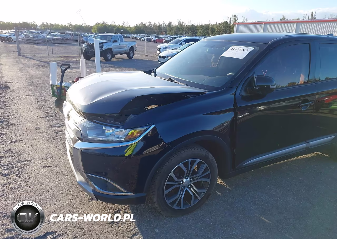 2018 Mitsubishi Outlander Se VIN:JA4AD3A37JZ023477 - 6