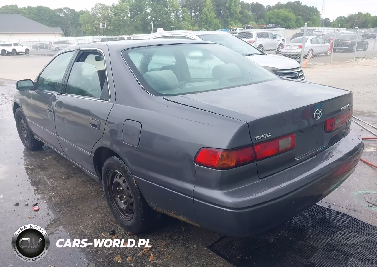 1999 Toyota Camry Le VIN:4T1BG22K4XU914958 - 3