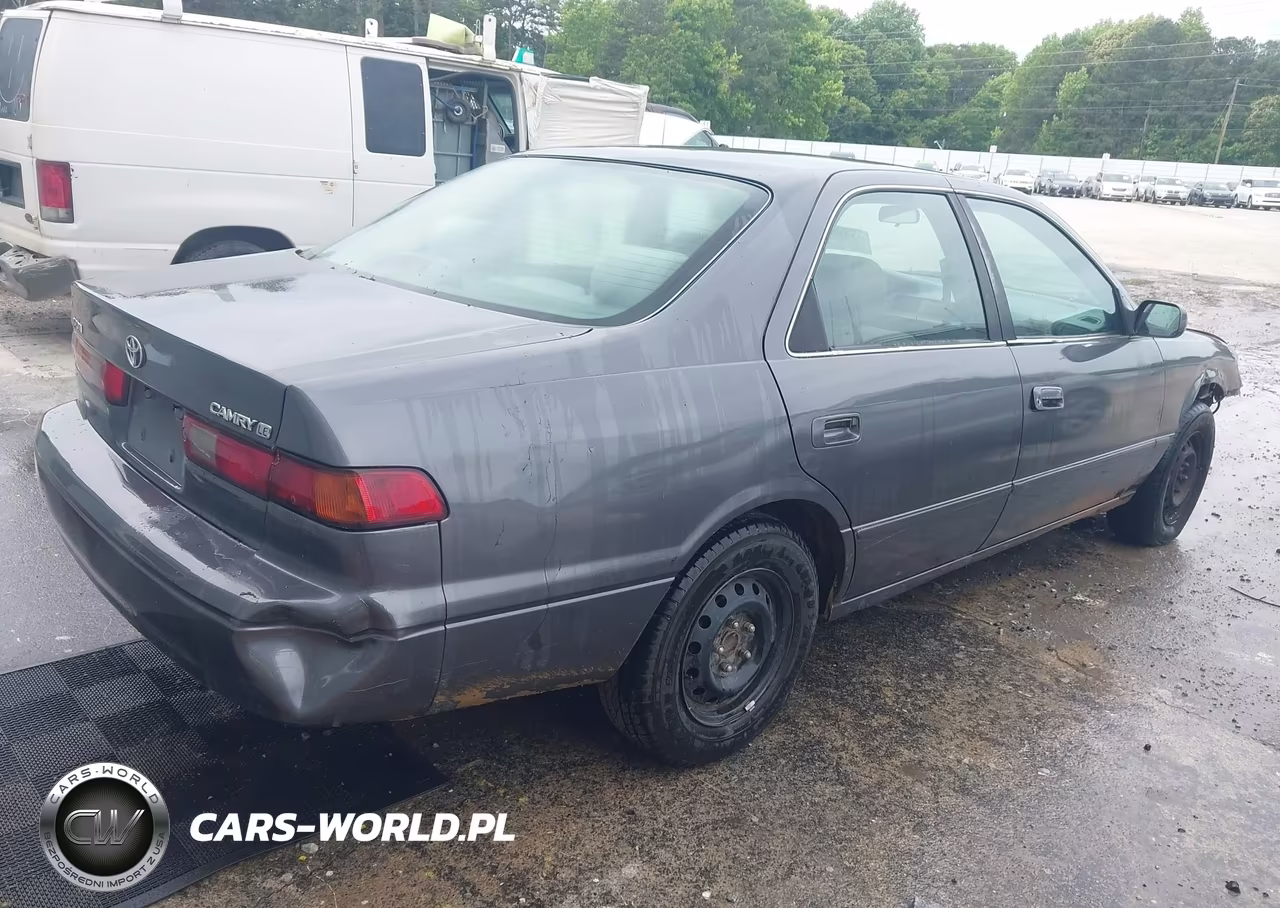 1999 Toyota Camry Le VIN:4T1BG22K4XU914958 - 4