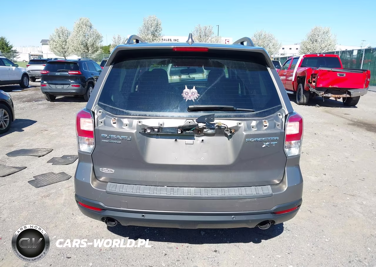 2018 Subaru Forester 2.0Xt Touring VIN:JF2SJGWCXJH588543 - 15